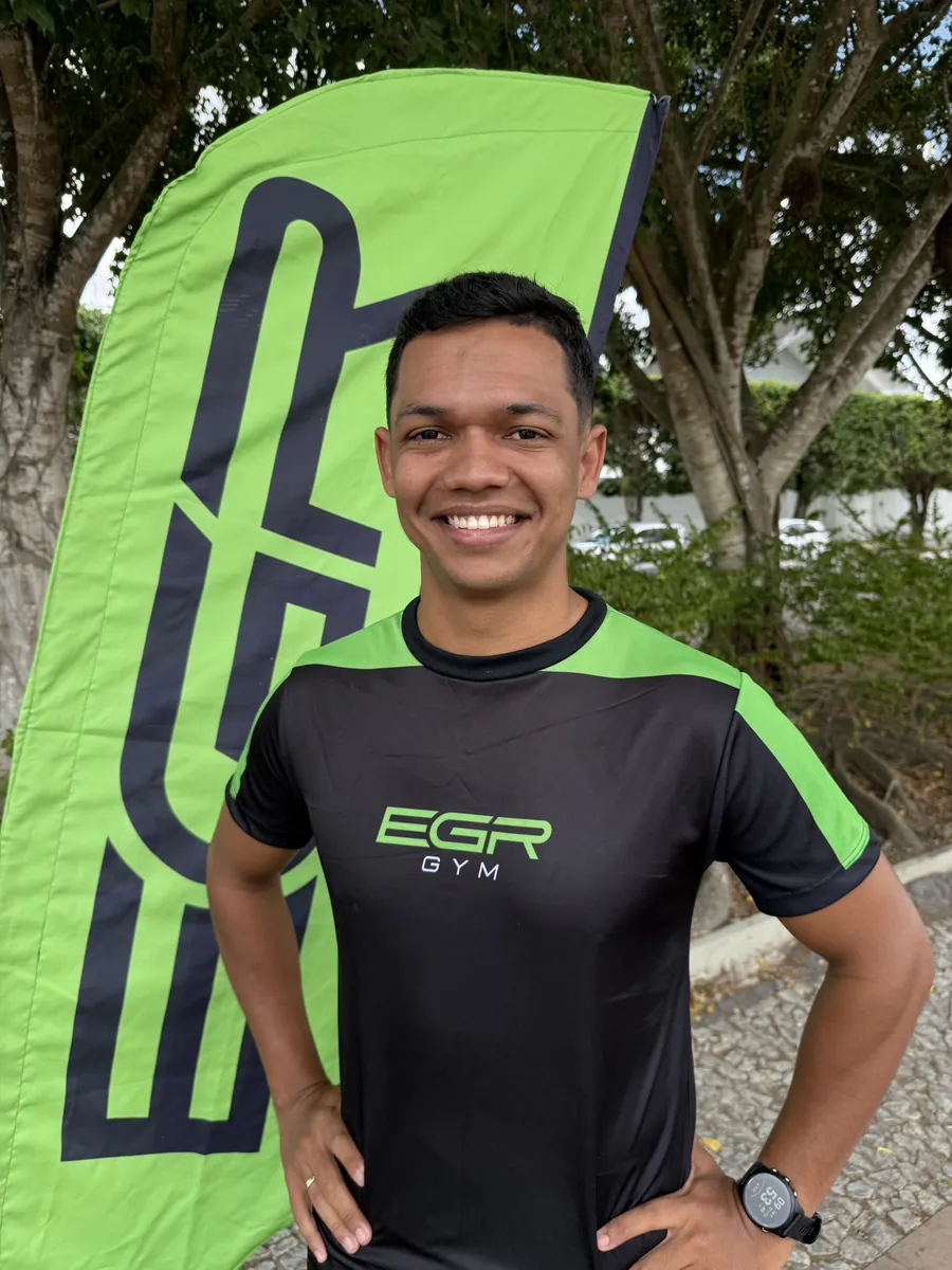 Leonardo Almeida, Instructor · weight training and running